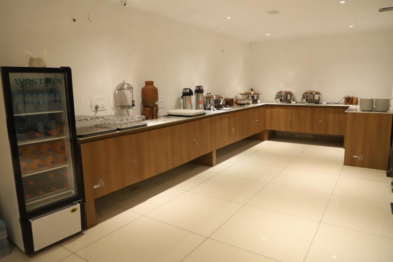 Hotel Northwind, Kharar, Mohali Ngoại thất bức ảnh