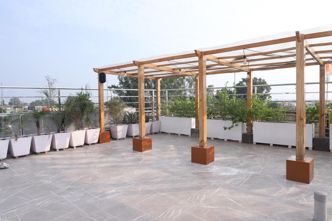 Hotel Northwind, Kharar, Mohali Ngoại thất bức ảnh